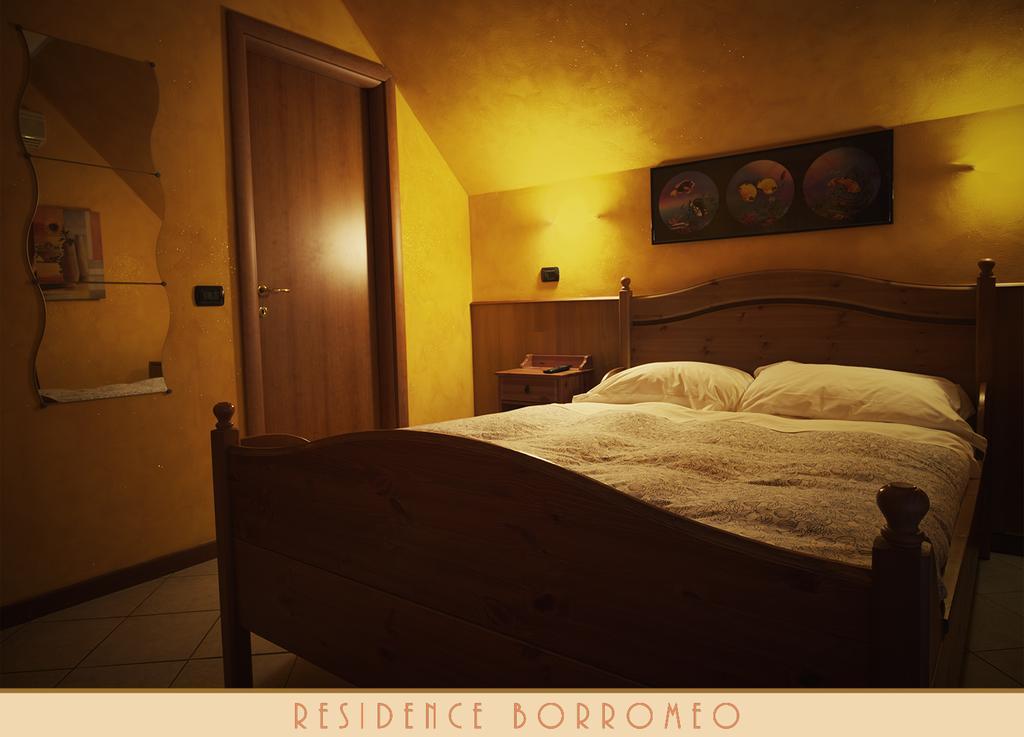 Borromeo Residenze Service s.a.s Peschiera Borromeo Exterior foto